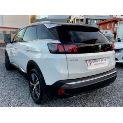 PEUGEOT 3008 BlueHDi 130ch S&S EAT8 GT