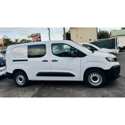 UTILITAIRE NEUF PEUGEOT PARTNER III 5PLACES 130 BOITE AUTO 2024
