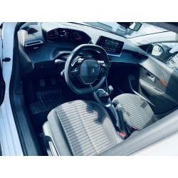 PEUGEOT 208 II essence 2022 tres faible km -1Ere main