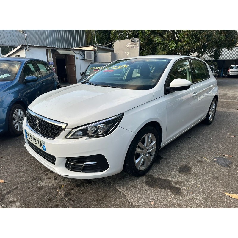 PEUGEOT 308 1.5 hdi 130 ch 51 500 kms PEUGEOT 308 1.5 hdi 130 ch 51 500 kms