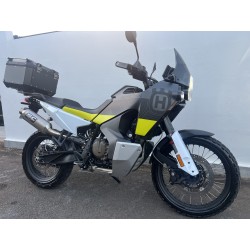 Husqvarna 901 norden + ligne sc project titane (état neuve) 