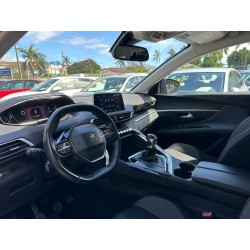 PEUGEOT 3008 hdi 130 ch 45 320 kms Année 2020