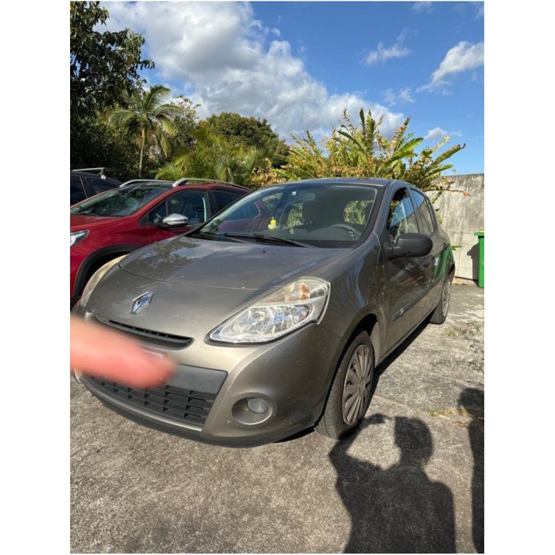 RENAULT CLIO 3 2011
