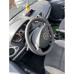 RENAULT CLIO 3 2011