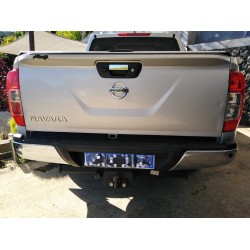 NISSAN NAVARA NP300