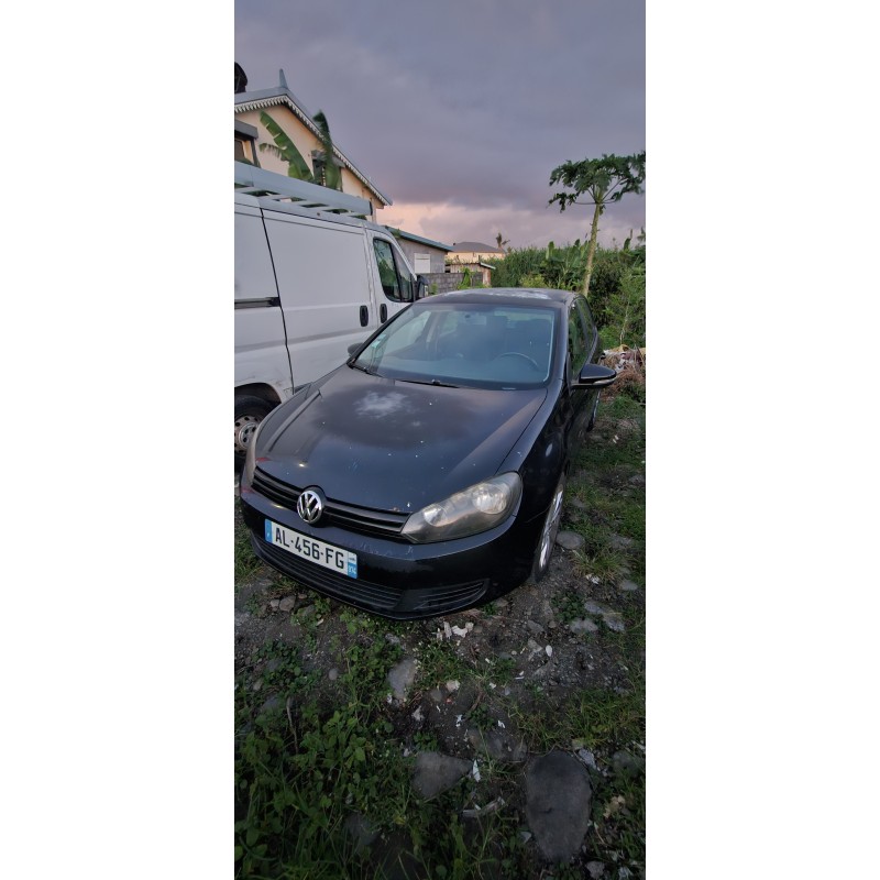 VOLKSWAGEN GOLF VI