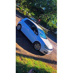 VOLKSWAGEN GOLF VI
