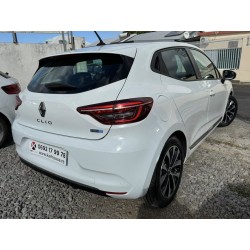 RENAULT CLIO V 1.6 E-Tech 140 