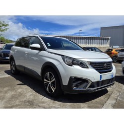 PEUGEOT 5008 II 1.6 HDi 120 chevaux