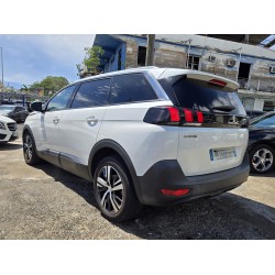 PEUGEOT 5008 II 1.6 HDi 120 chevaux