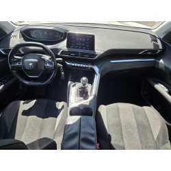 PEUGEOT 5008 II 1.6 HDi 120 chevaux
