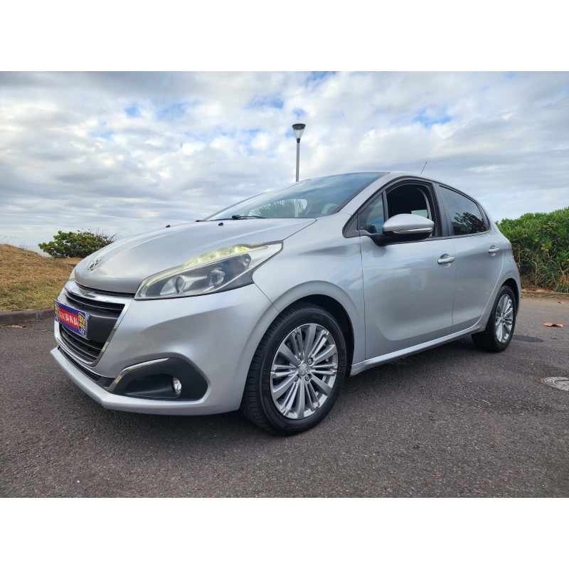 Peugeot 208 Ess 110CV Boîte Auto Peugeot 208 Ess 110CV Boîte Auto