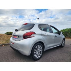 Peugeot 208 Ess 110CV Boîte Auto