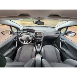 Peugeot 208 Ess 110CV Boîte Auto