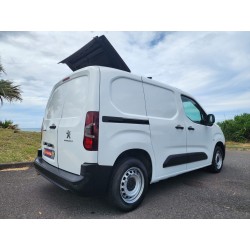 Peugeot Partner VU HDI 102CV 3pl Girafon